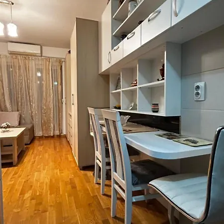 Sunrise Daire Podgoriçe